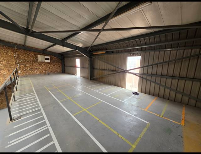 450M² FACTORY TO LET IN ANDERBOLT